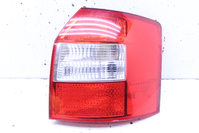 2002 2003 2004 2005 Audi A4 S4 Avant Wagon Tail Light Lamp Right 8E9945096B OEM