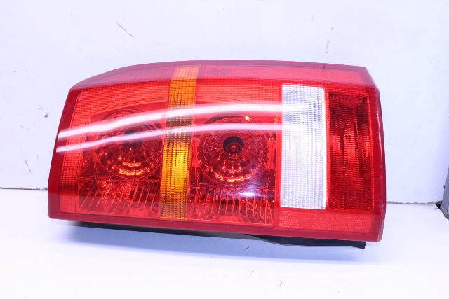 2005 2006 2007 2008 2009 Land Rover LR3 Right Tail Light Lamp OEM