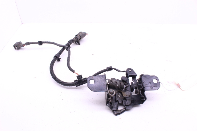 1998-2005 Volkswagen Beetle Hood Latch Lock 1C0823509D OEM
