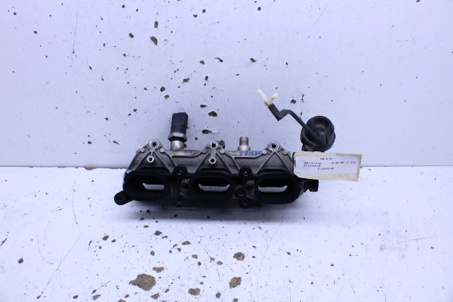 2005 A6 Audi 3.2 Fuel Injection Rail Diffuser 06E133109E