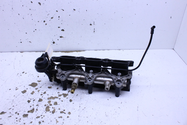 2005 A6 Audi 3.2 Fuel Injection Rail Diffuser 06E133110E