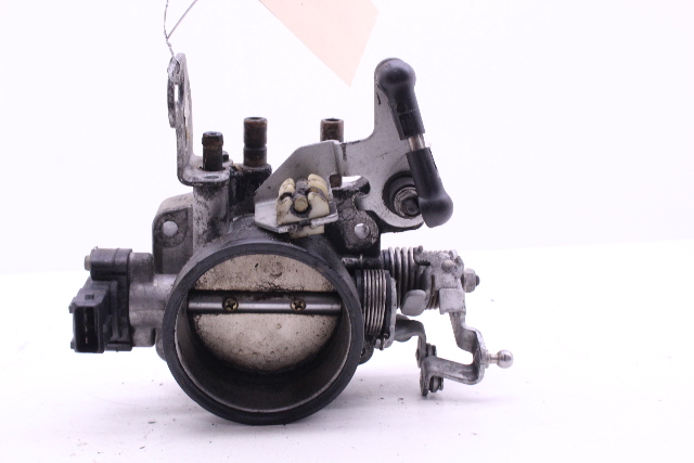 1992-1994 BMW 325i 525i Throttle Body 13541748382 OEM