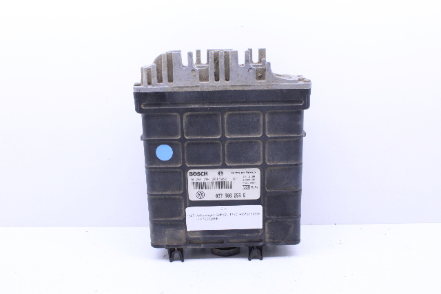 1997 Volkswagen Jetta Golf GTI 2.0 Engine Computer Module