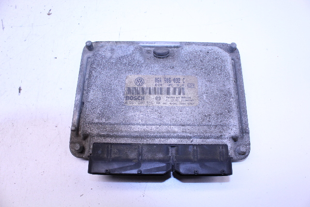 2000 Volkswagen Beetle Engine Computer Module ECU ECM DME 06A906032C