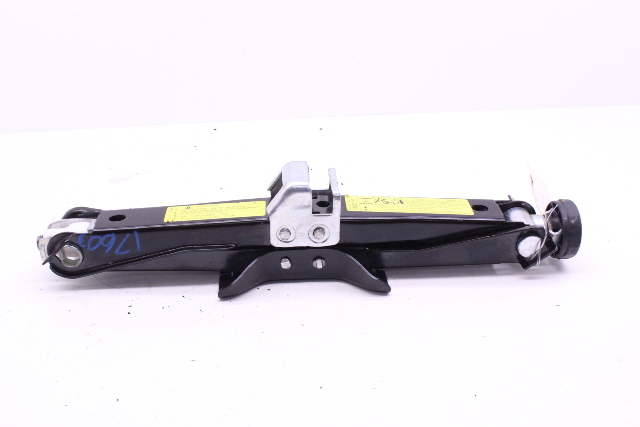 2012 Audi A4 Scissor Tire Jack 8K0011031G OEM
