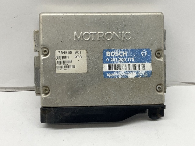 1992 BMW 318i E30 Engine Computer Module ECU ECM DME OEM