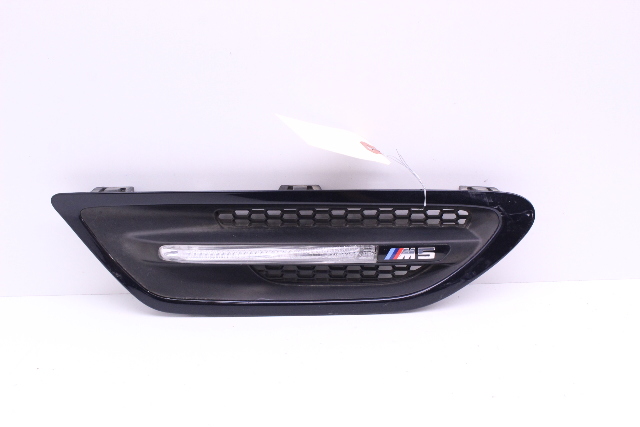 2012-2016 BMW M5 Right Side Fender Grille W/ Light 51137903880 OEM