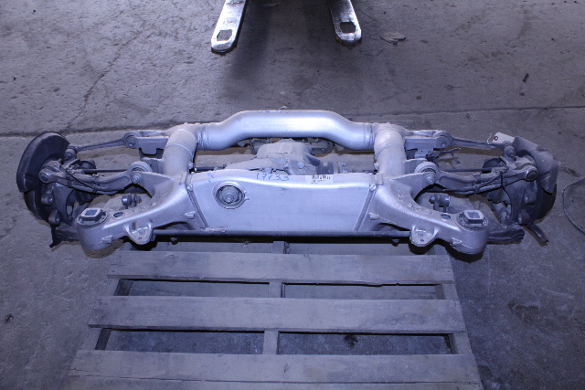 2008 BMW 535i 3.0 Gas Turbo Rear Suspension Assembly