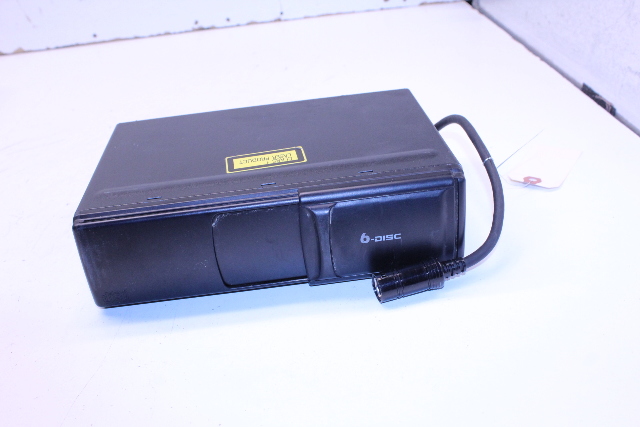 1999 Audi A4 6 Disc CD Changer 4B0035111A OEM