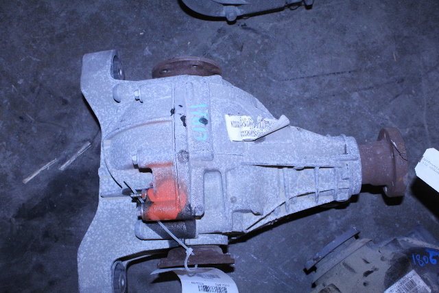 2008-2010 Porsche Cayenne 4.8 Rear Differential Carrier 95533202002 OEM