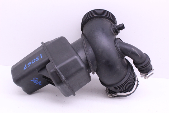 2003 2004 2005 BMW 525i 530i Air Intake Boot Hose Pipe Duct 7521035 OEM