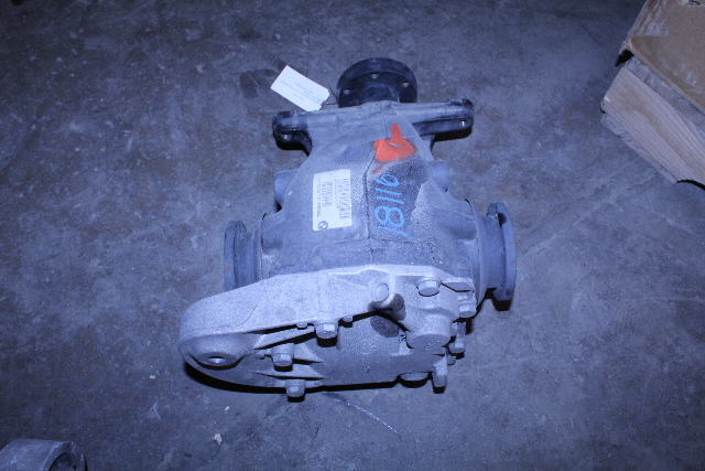 2008-2010 BMW 528i 535i Rear Differential Carrier 33107560882 OEM