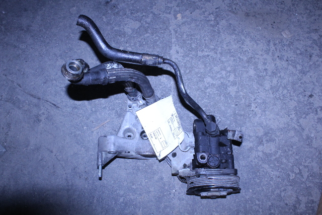 1991 BMW 850Ci E31 5.0L Power Steering Pump 8692955114 OEM