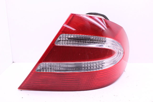 2003-2005 Mercedes Benz CLK320 CLK500 CLK55 Right Tail Light Lamp A2038200264 OEM