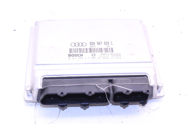1999 2000 Audi A4 Engine Computer Module ECU ECM DME 8D0907559C OEM
