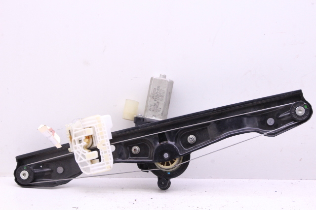 BMW 328i 330i 335i 340i M3 Power Window Regulator Right Rear 7281888 OEM