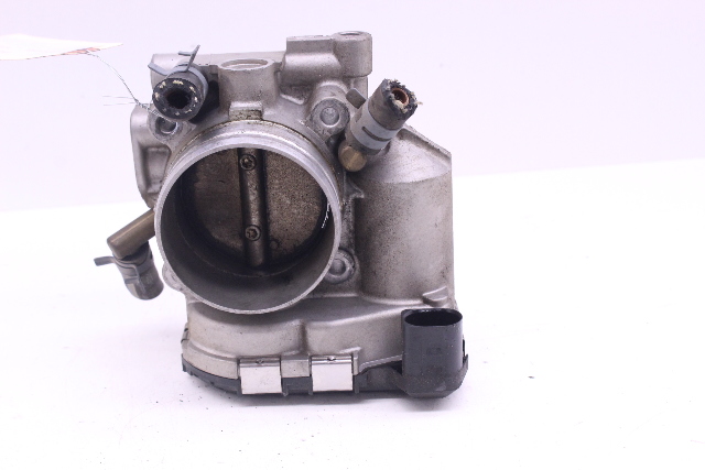 Volkswagen Beetle Golf GTI Jetta Throttle Body 2.0 06A133062D