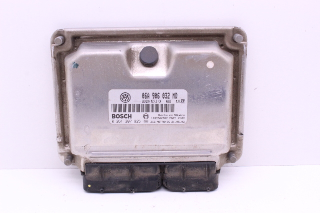 2003 Volkswagen Jetta Engine Computer Module ECU ECM DME 06A906032MD