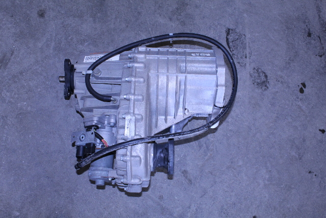 2003-2006 Porsche Cayenne 4.5 Transfer Case 95534104005 OEM