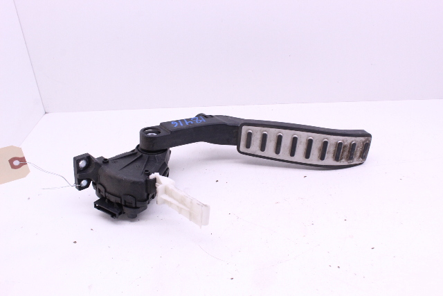2003-2006 Porsche Cayenne Gas Acceleration Pedal 7L0723507 OEM