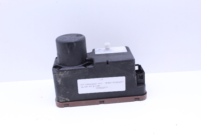 1997 Volkswagen Jetta Central Locking Vacuum Pump 1H0962257F OEM