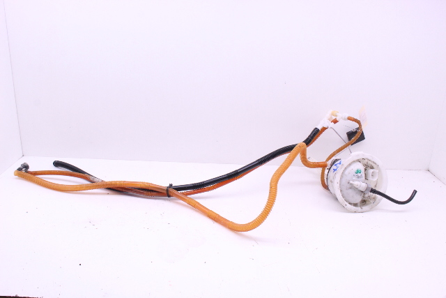 2016 Bmw X1 F48 2.0 Turbo a/t, Awd, White, hit front - FUEL PUMP OEM