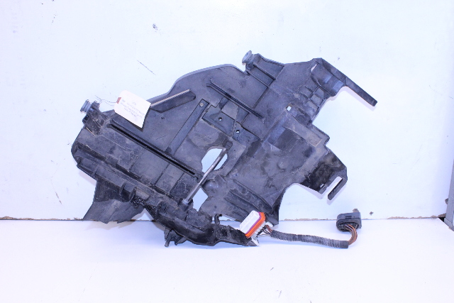 2004-2007 Volkswagen Touareg Right Headlight Mount Bracket 7L6941614A OEM