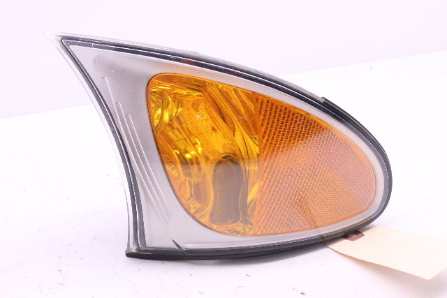 2002-2005 BMW 325i 330i Front Right Turn Signal Lamp Light OEM
