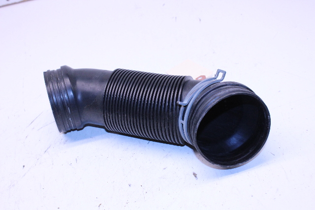 2009 Volkswagen Eos Komfort 2dr 2.0 Air Intake Hose Pipe OEM