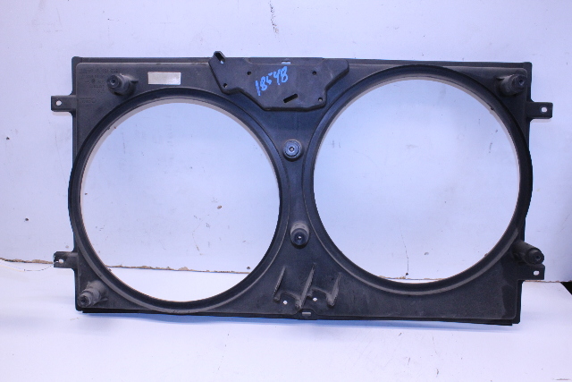 2001 Volkswagen Eurovan GLS 2.8 Gas Radiator Dual Cooling Fan Cowl Housing OEM