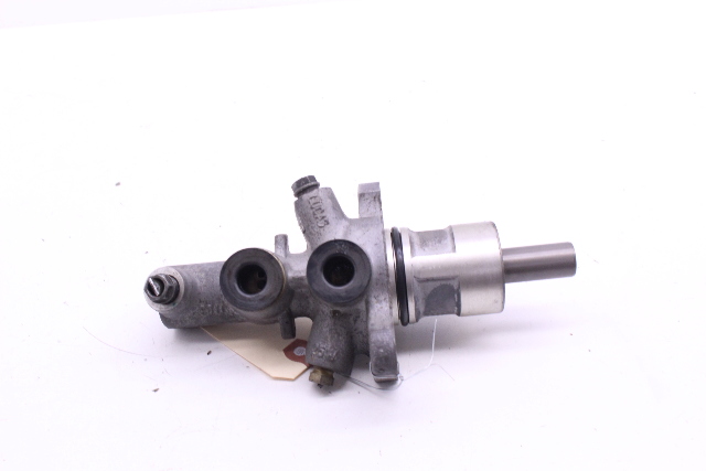 1998-2001 BMW 740i Master Brake Cylinder OEM