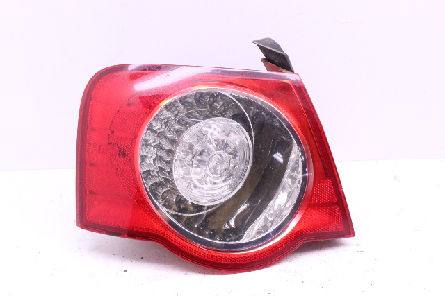 2006 2007 2008 Volkswagen Passat Tail Light Lamp Left 3C5945095D OEM