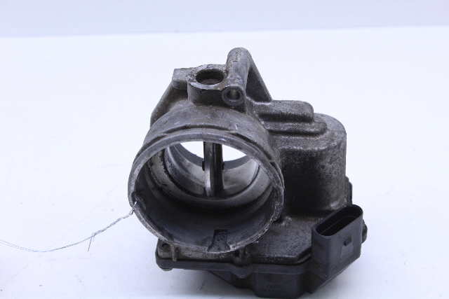 Volkswagen Beetle Golf Jetta Throttle Body 03G128063A