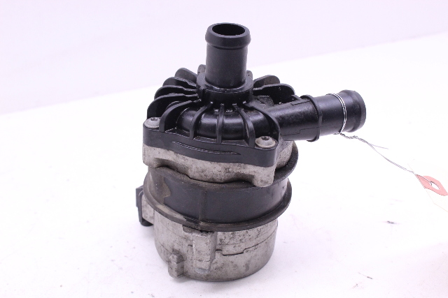 2009-2011 Audi A6 3.0 Auxiliary Water Pump 4F0965567 OEM