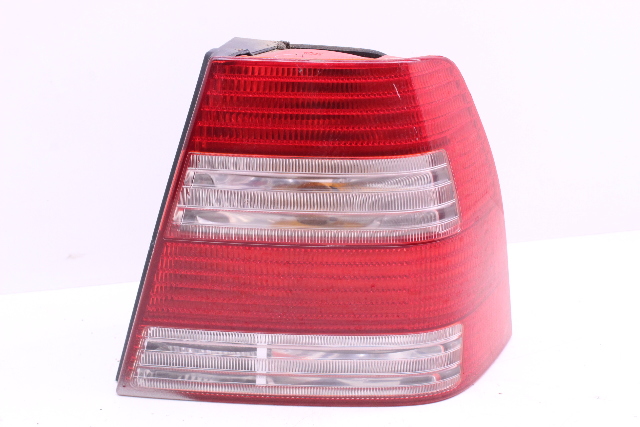 2004-2005 Volkswagen Jetta Sedan Right Tail Light Lamp 1JM945096 OEM
