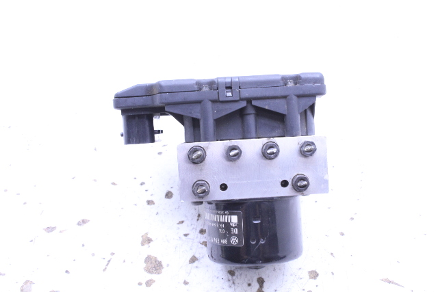 2001 Audi TT 1.8t Anti-Lock Brake System ABS Pump 8N0907379E OEM