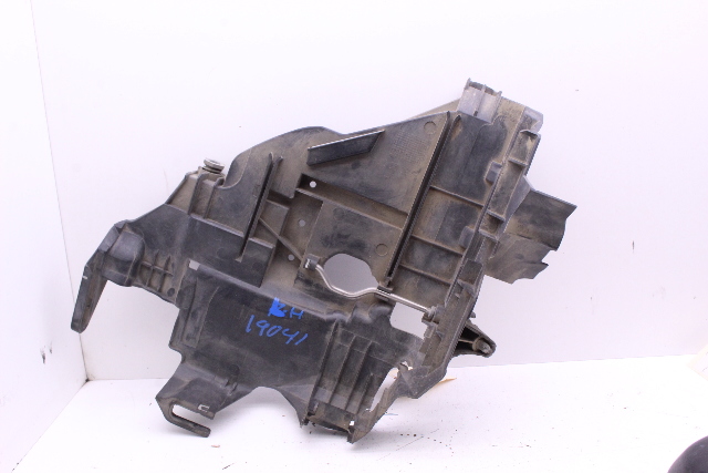 2004-2007 Volkswagen Touareg Left Headlight Bracket 7L6941613C OEM