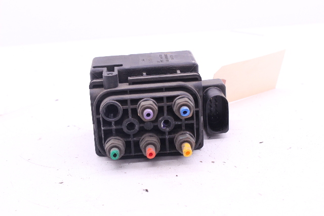 2003-2010 Porsche Cayenne Air Ride Suspension Solenoid Valve Block 15-1524-0008 OEM
