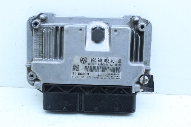 2012 Volkswagen Passat 2.5 Engine Computer Module ECU ECM DME