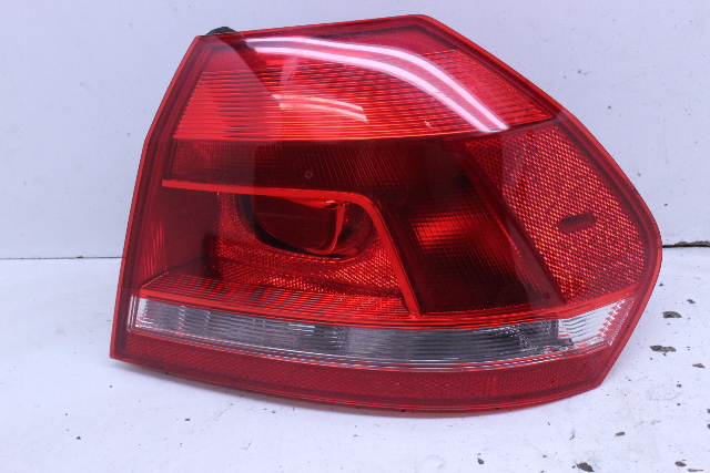 2012 2013 2014 2015 Volkswagen Passat Tail Light Right OEM