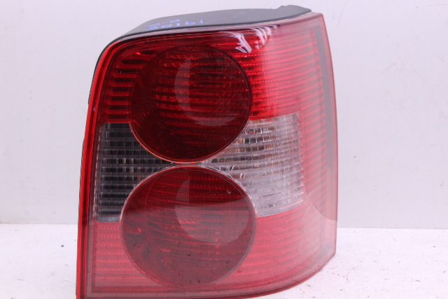 2001-2005 Volkswagen Passat Wagon Right Tail Light 3B9945096S OEM