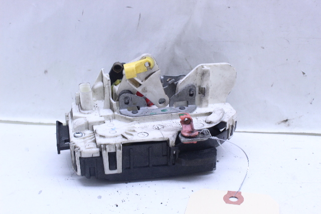 2009 Volkswagen Routan Right Front Door Lock Latch 04589422 OEM