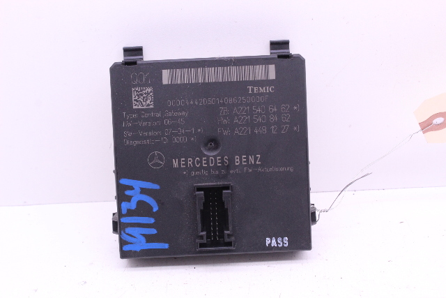 2009 Mercedes S63 Central Gateway Module A2215406462 OEM