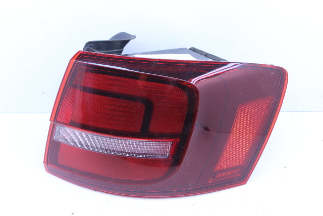 2015 2016 Volkswagen Jetta Sedan Tail Light Lamp Right 5C6945310 OEM