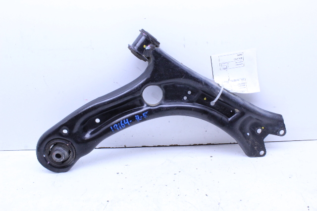 2012-2018 Volkswagen Passat Beetle Right Lower Front Control Arm 561407152A OEM