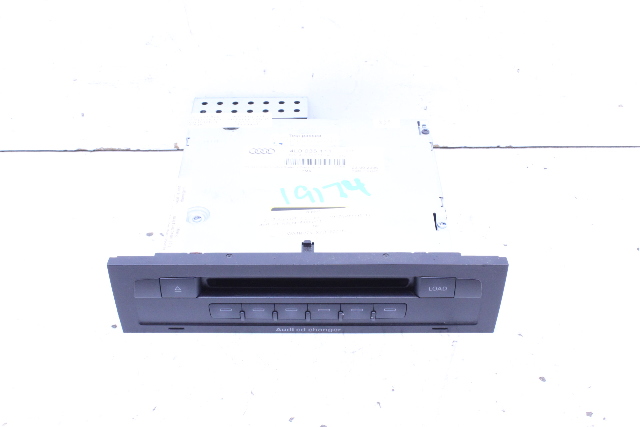 2007 2008 Audi Q7 Audi Q7 CD Changer 4L0035111 OEM
