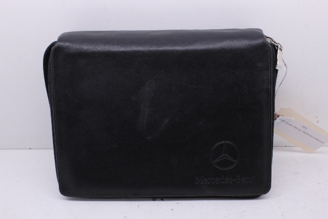 2006 Mercedes Benz CLK350 Owners Manual and Case OEM