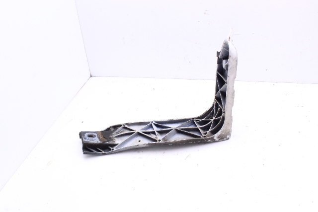 2002-2005 Audi A4 Left Fender Support Bracket 8E0821137B OEM