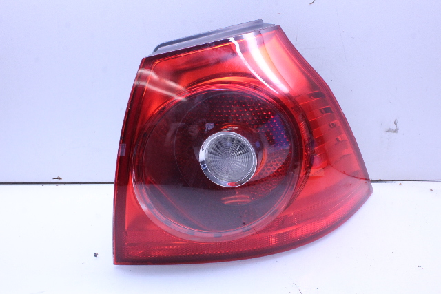 2006 2007 2008 2009 Volkswagen GTI Rabbit Tail Light Lamp Right 1K6945096AD OEM