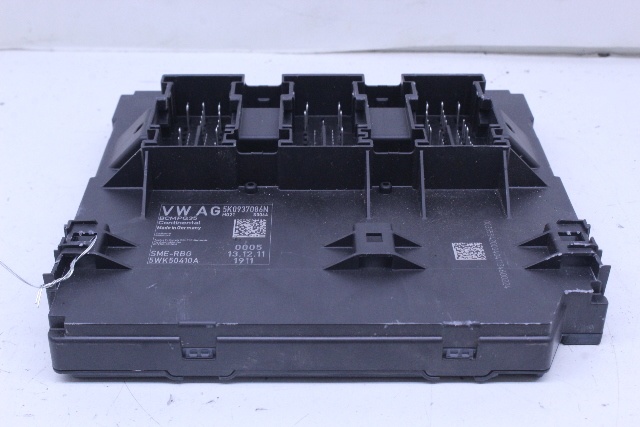 2012 Volkswagen Tiguan Body Control Module BCM - 5K0937086N OEM